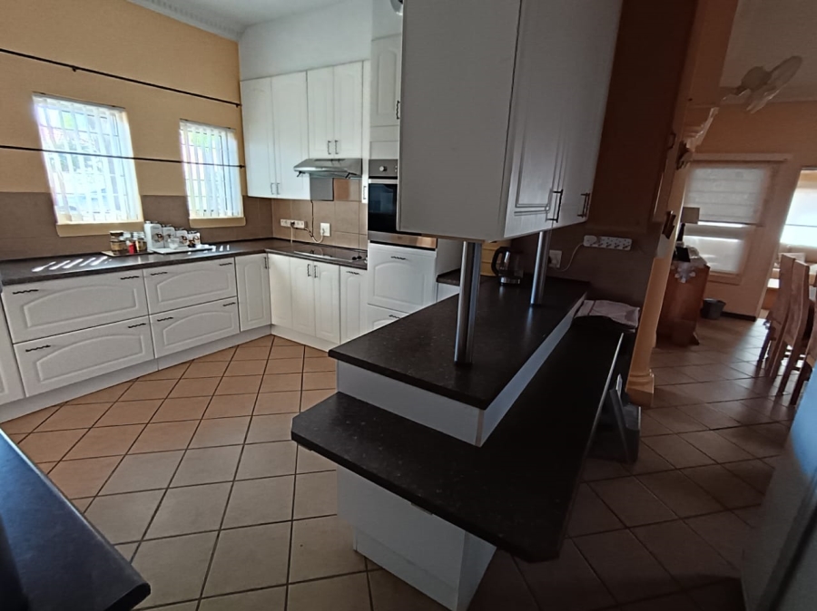 3 Bedroom Property for Sale in Protea Park North West